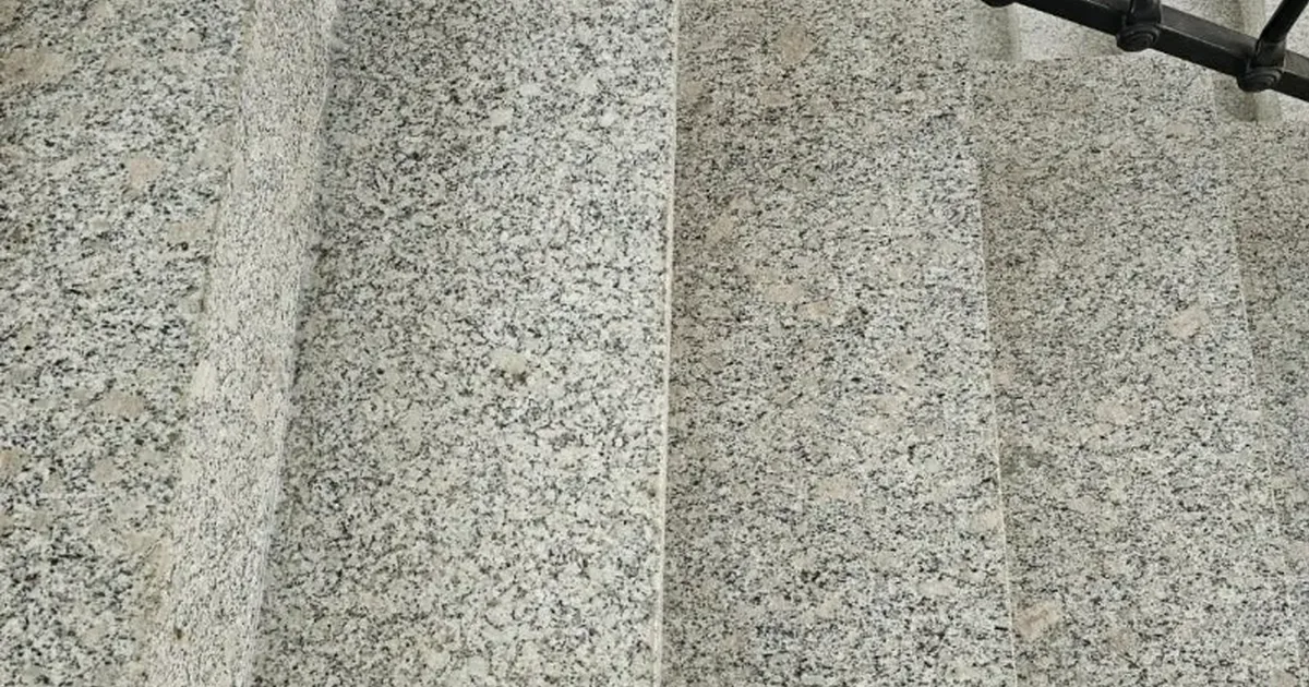계단 화강석 교체